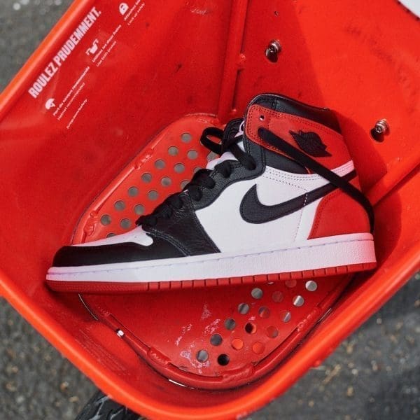 Air Jordan 1 Retro High Satin Black Toe - Image 6