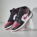 Air Jordan 1 Punta media Bred