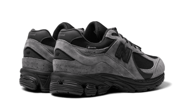 2002R Gore-Tex Charcoal JJJJOUND – Image 3
