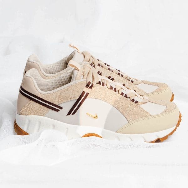 Air Humara LX Jacquemus Beige - Image 6