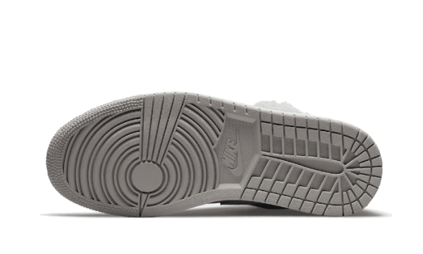 Air Jordan 1 Low SE Sherpa Fleece - Image 3