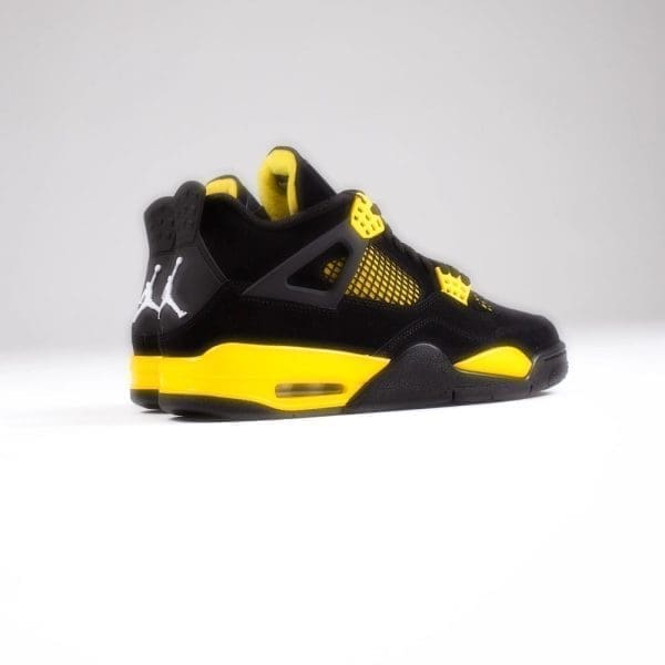 Air Jordan 4 Retro Thunder (2023) - Image 6
