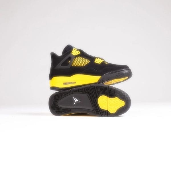 Air Jordan 4 Retro Thunder (2023) - Image 7