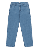 Broderie de la poche arrière du jean