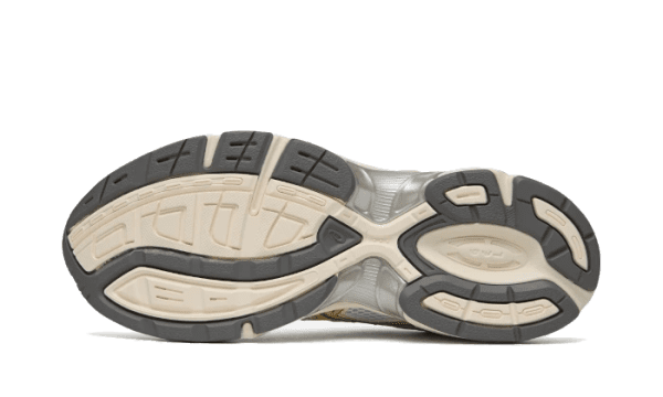 Gel-1130 White Faded Yellow - Image 2