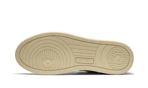 Medalist Low Leather Suede Metallic Gold - Image 3