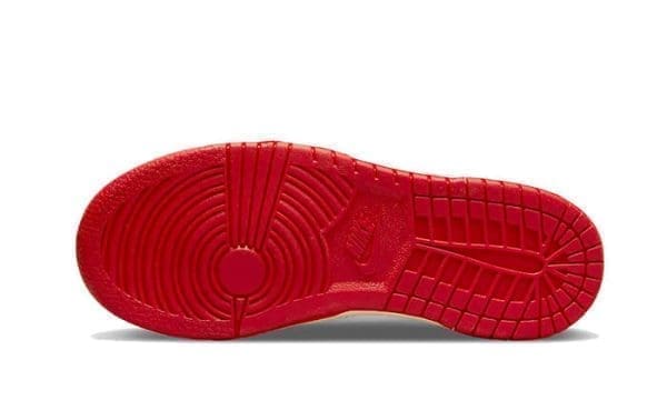 Dunk Low Hot Curry Game Royal – Image 3