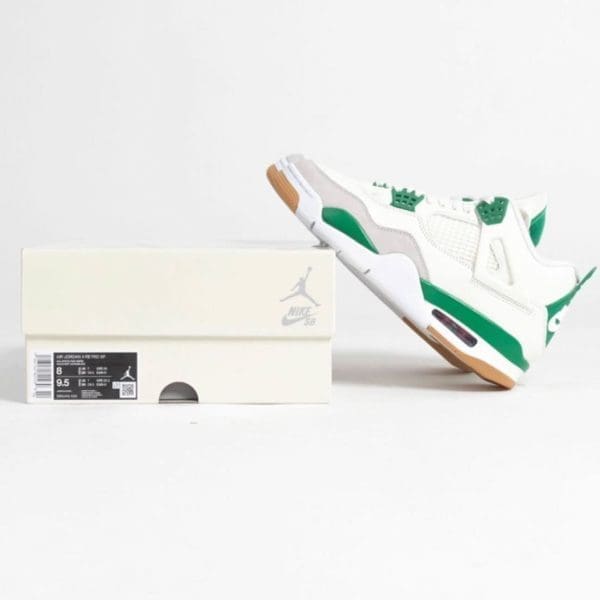 Air Jordan 4 Retro SB Pine Green - immagine 5