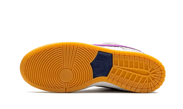SB Dunk Low Rayssa Leal  – Image 4