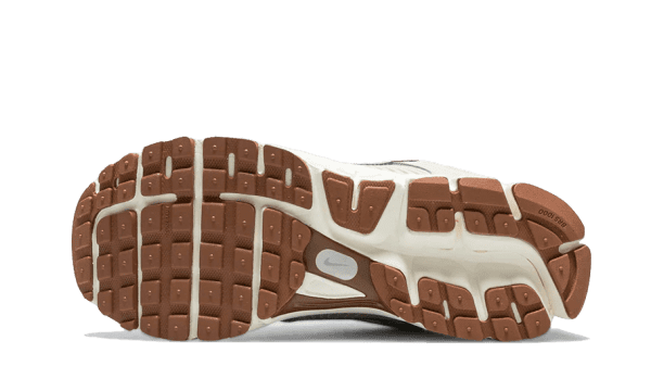 Zoom Vomero 5 Light Orewood Brown - immagine 4