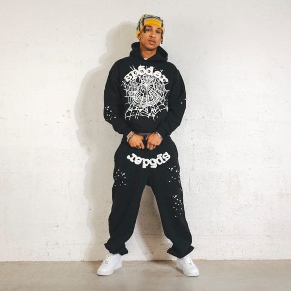 OG Web Black Hoodie – Bild 3