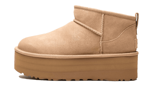 Klassischer Ultra Mini Plateaustiefel Sand