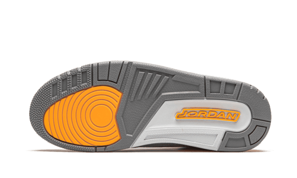 Air Jordan 3 Retro Laser Orange - Image 4