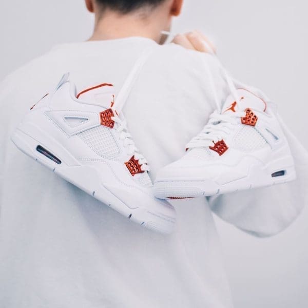 Air Jordan 4 Retro Metallic Red - Image 6