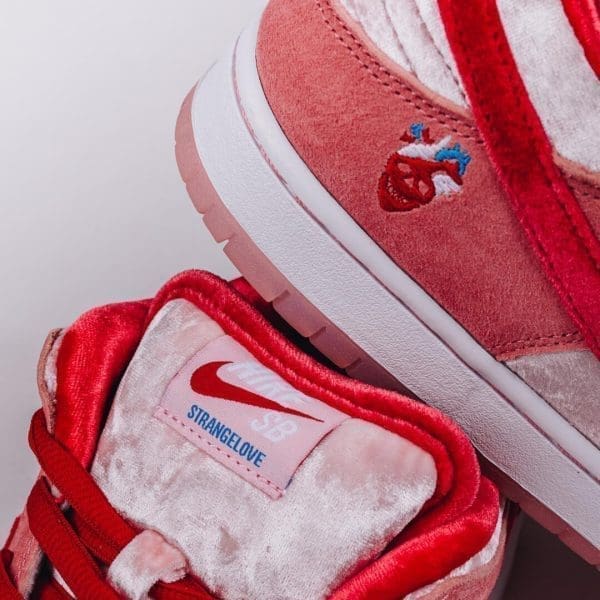 SB Dunk Low StrangeLove - Image 7
