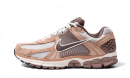 Zoom Vomero 5 Dusted Clay