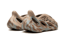 Yeezy Schiuma RNNR MX Sabbia Grigio