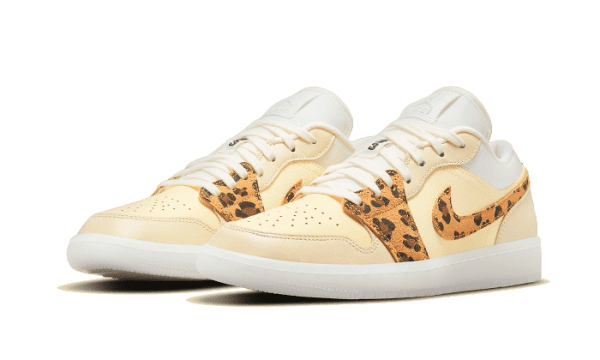 Air Jordan 1 Low SNKRS Day - Image 2