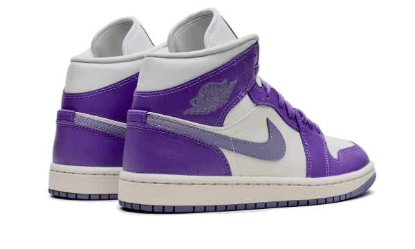 Air Jordan 1 Mid Action Grape - Image 3