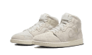 Air Jordan 1 Mid Craft Suede Avorio
