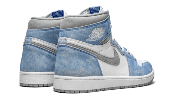 Air Jordan 1 Retro High OG Hyper Royal - immagine 3