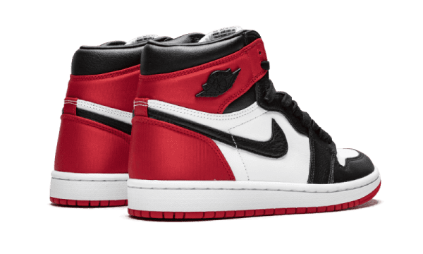Air Jordan 1 Retro High Satin Black Toe - Image 3