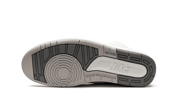 Air Jordan 2 Cement Grey - Image 4