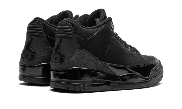 Air Jordan 3 Black Cat (2025) - immagine 3