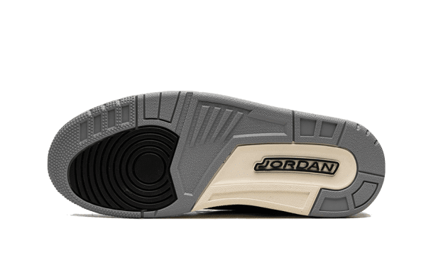 Air Jordan 3 Retro Off Noir - Image 4