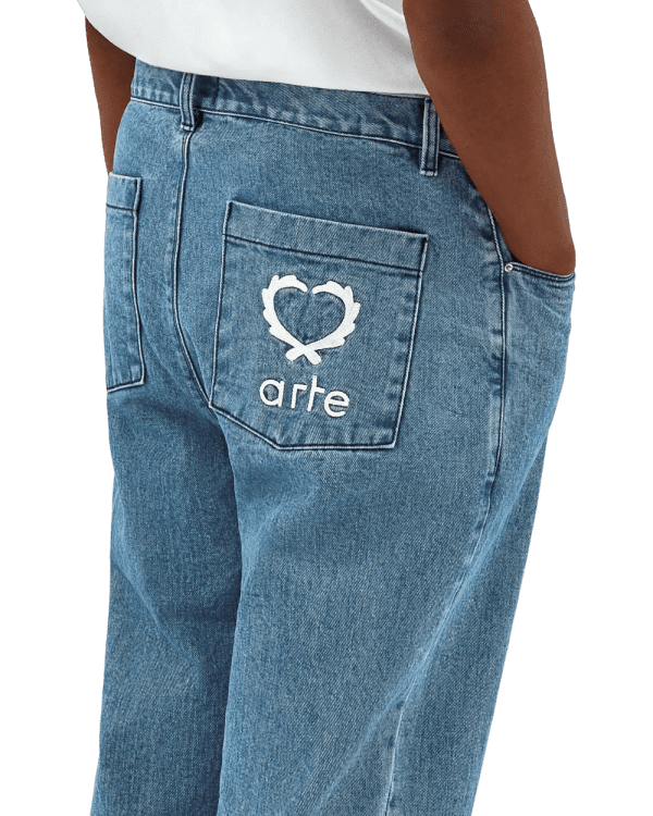 Jeans Back Pocket Embroidery – Image 2
