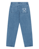Broderie de la poche arrière du jean