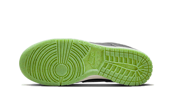 Dunk Low Swoosh Shadow Iron Grey - Image 3