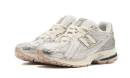 1906R Silver Metallic Cream