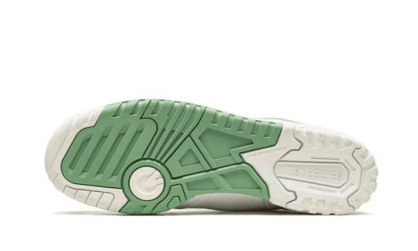 550 White Mint Green - Image 4