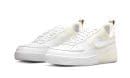 Air Force 1 Low React Leche de coco