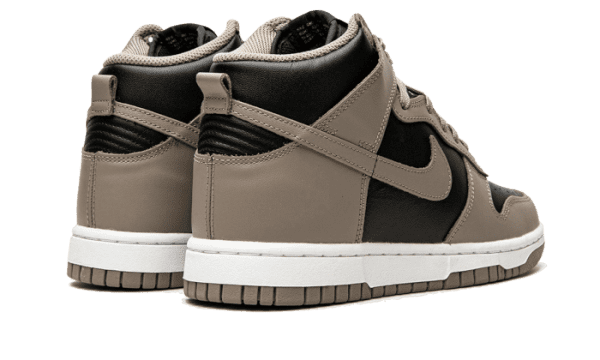 Dunk High Moon Fossil – Image 3