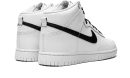 Dunk High Panda invertido