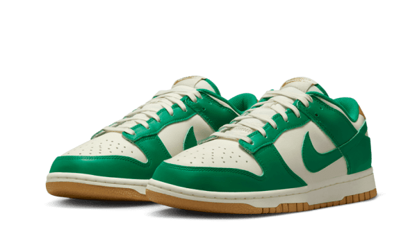 Dunk Low Malachite University Gold – Image 2