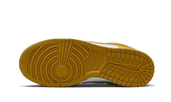 Dunk Low Next Nature Light Curry – Image 3