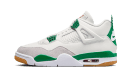 Air Jordan 4 Retro SB Verde Pino