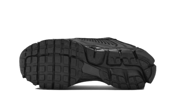 Vomero 5 Triple Black - immagine 4