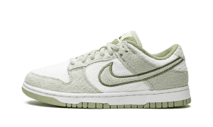 Dunk Low SE in pile verde