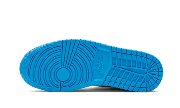Air Jordan 1 Retro High OG UNC Toe (2023) – Image 4