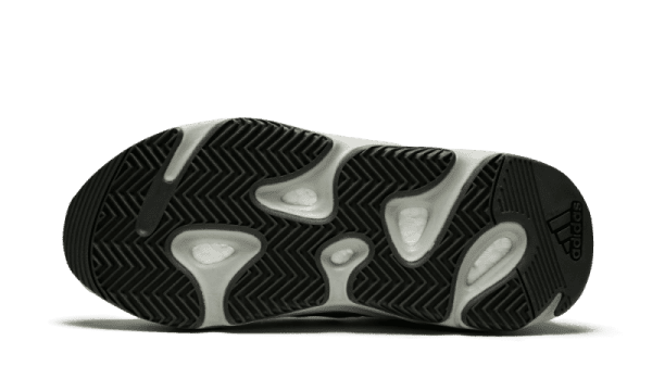 Yeezy 700 Salt - Image 4
