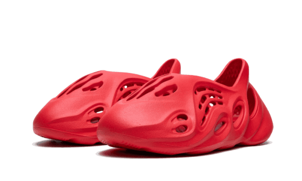 Yeezy Foam RNNR Vermillion - immagine 2