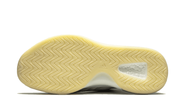 Yeezy QNTM BSKTBL - Image 4