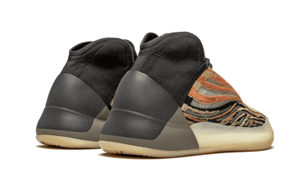 Yeezy QNTM Flash Orange - Image 3