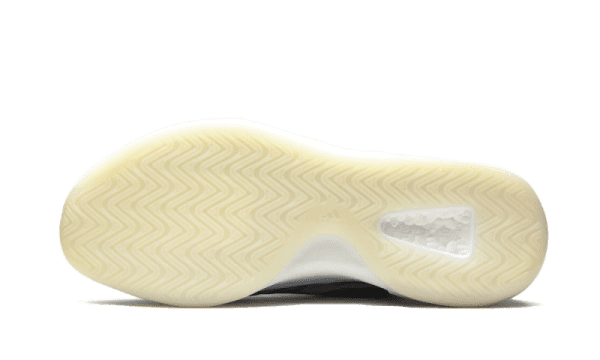 Yeezy QNTM Frozen Blue - Image 4