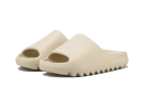 Scivolare Yeezy Bone