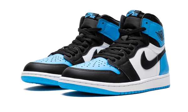 Air Jordan 1 Retro High OG UNC Toe (2023) – Image 2